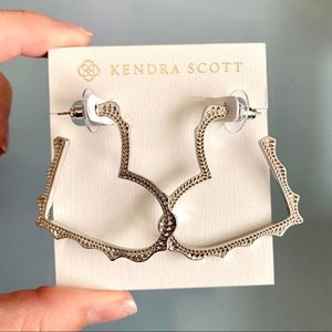 [SOLD] Sophee Heart Hoop Earrings In Silver